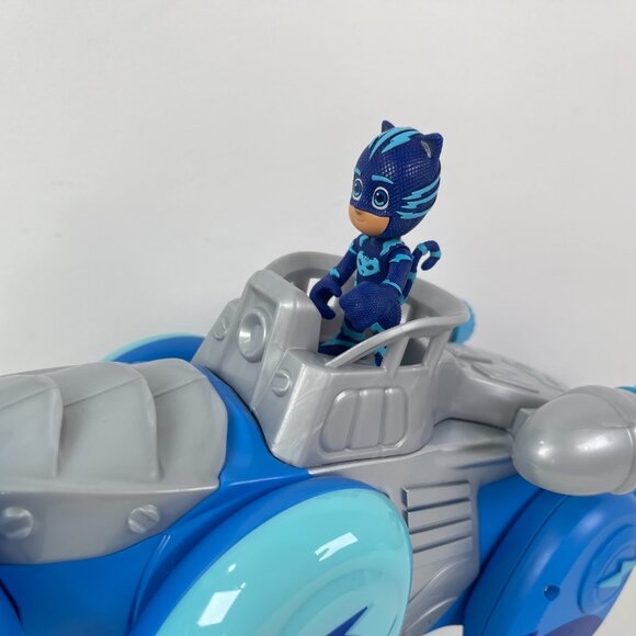 PJ Masks Animal Power Charge and Roar Power Cat - Picture 2 of 6